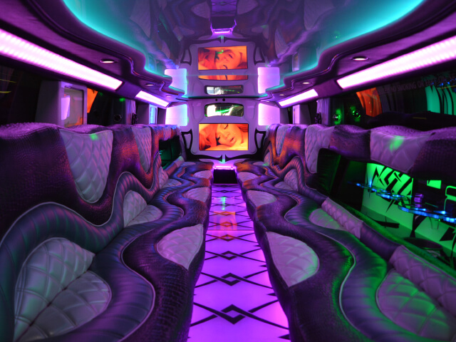 Chicago limo service with leather seats