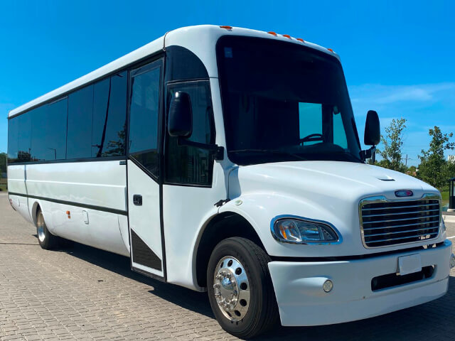 Chicago party bus rental with amazing sound system